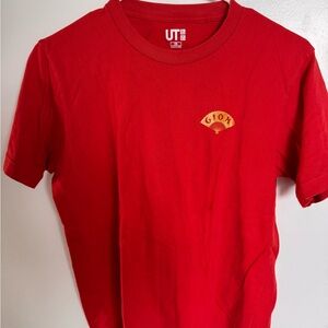 UNIQLO UT Unisex Red Graphic Print Cotton Crew Neck T-Shirt XS Short Sleeve